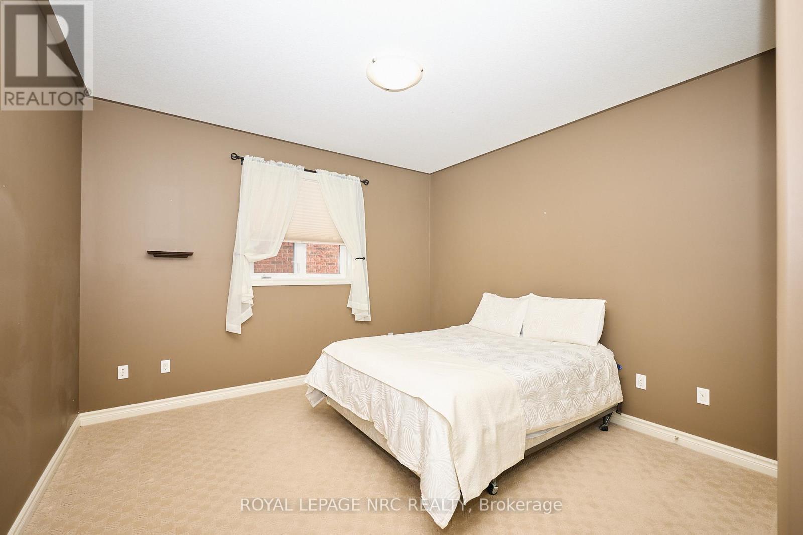 45 Timber Creek Crescent, Pelham (Fonthill), Ontario  L3E 0P3 - Photo 32 - X12779446