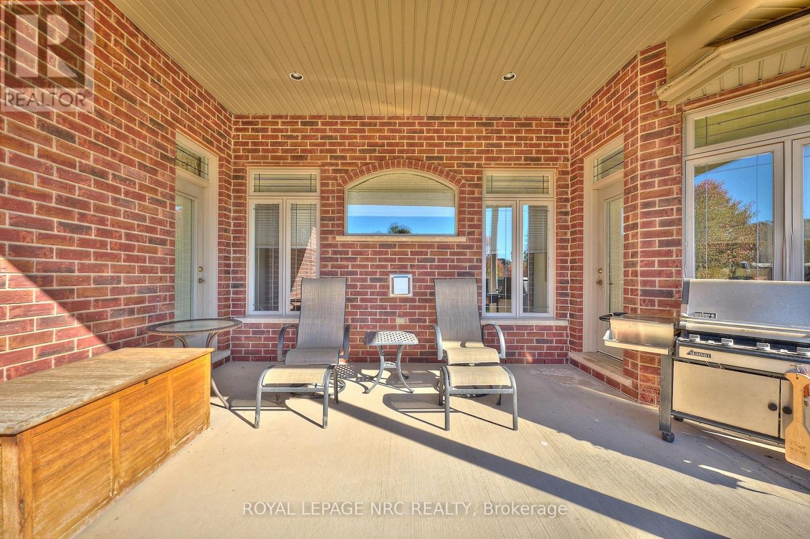 45 Timber Creek Crescent, Pelham (Fonthill), Ontario  L3E 0P3 - Photo 46 - X12779446