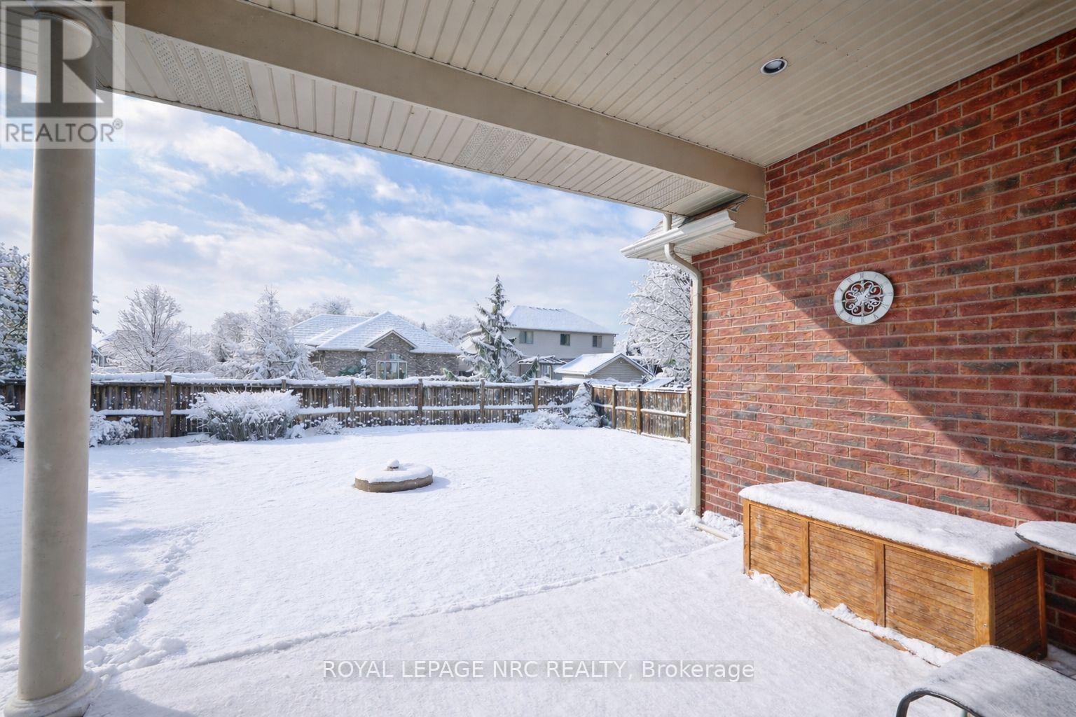 45 Timber Creek Crescent, Pelham (Fonthill), Ontario  L3E 0P3 - Photo 5 - X12779446