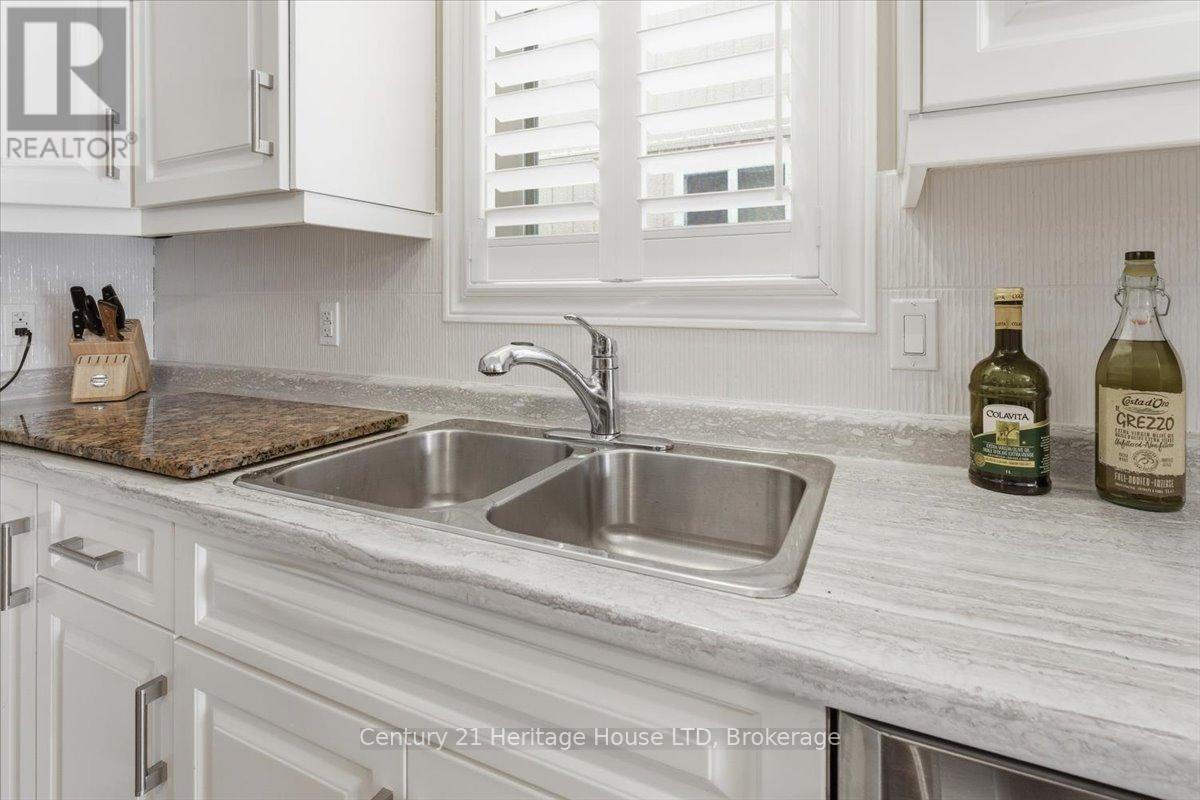 125 Clare Avenue, Welland (Coyle Creek), Ontario  L3C 0B7 - Photo 11 - X12779530