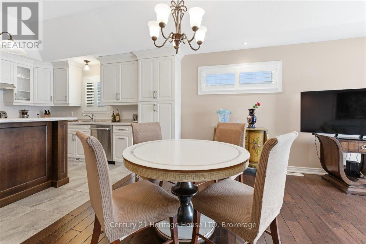 125 Clare Avenue, Welland (Coyle Creek), Ontario  L3C 0B7 - Photo 12 - X12779530