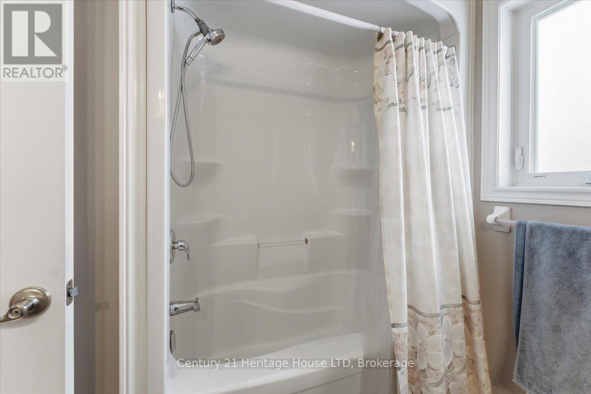 125 Clare Avenue, Welland (Coyle Creek), Ontario  L3C 0B7 - Photo 25 - X12779530