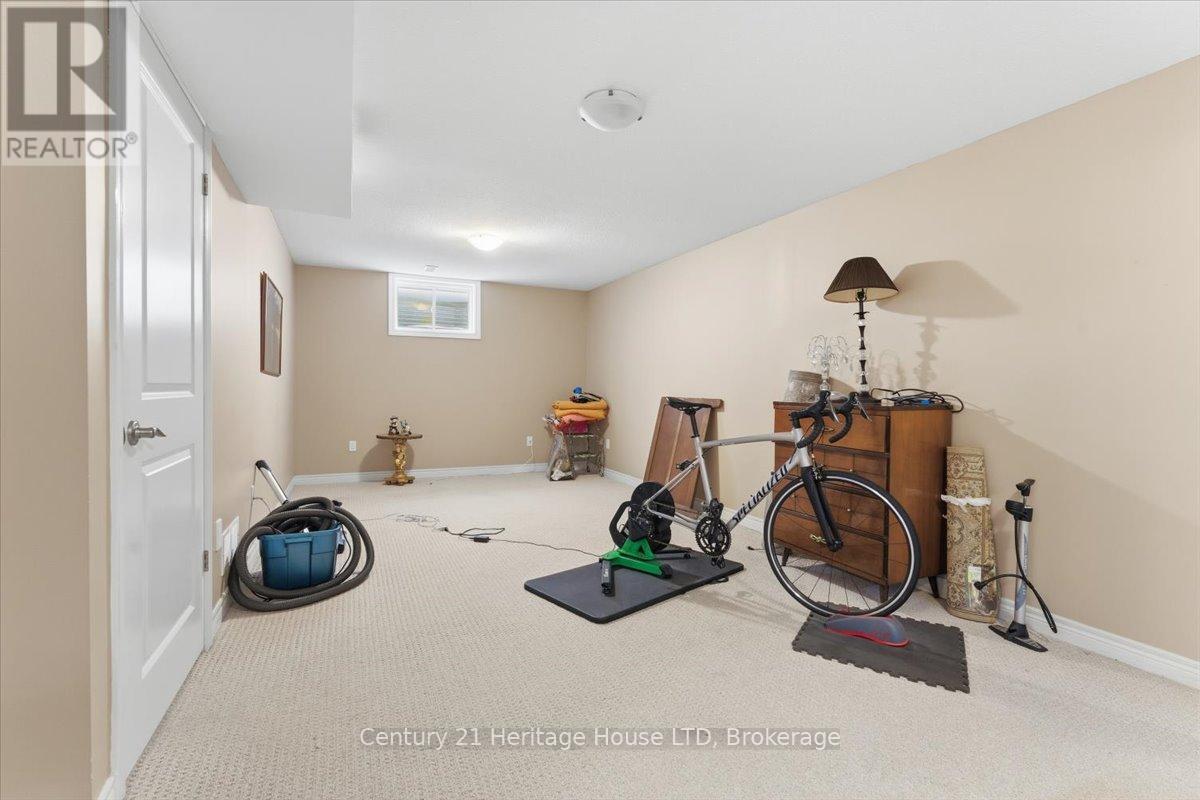 125 Clare Avenue, Welland (Coyle Creek), Ontario  L3C 0B7 - Photo 30 - X12779530