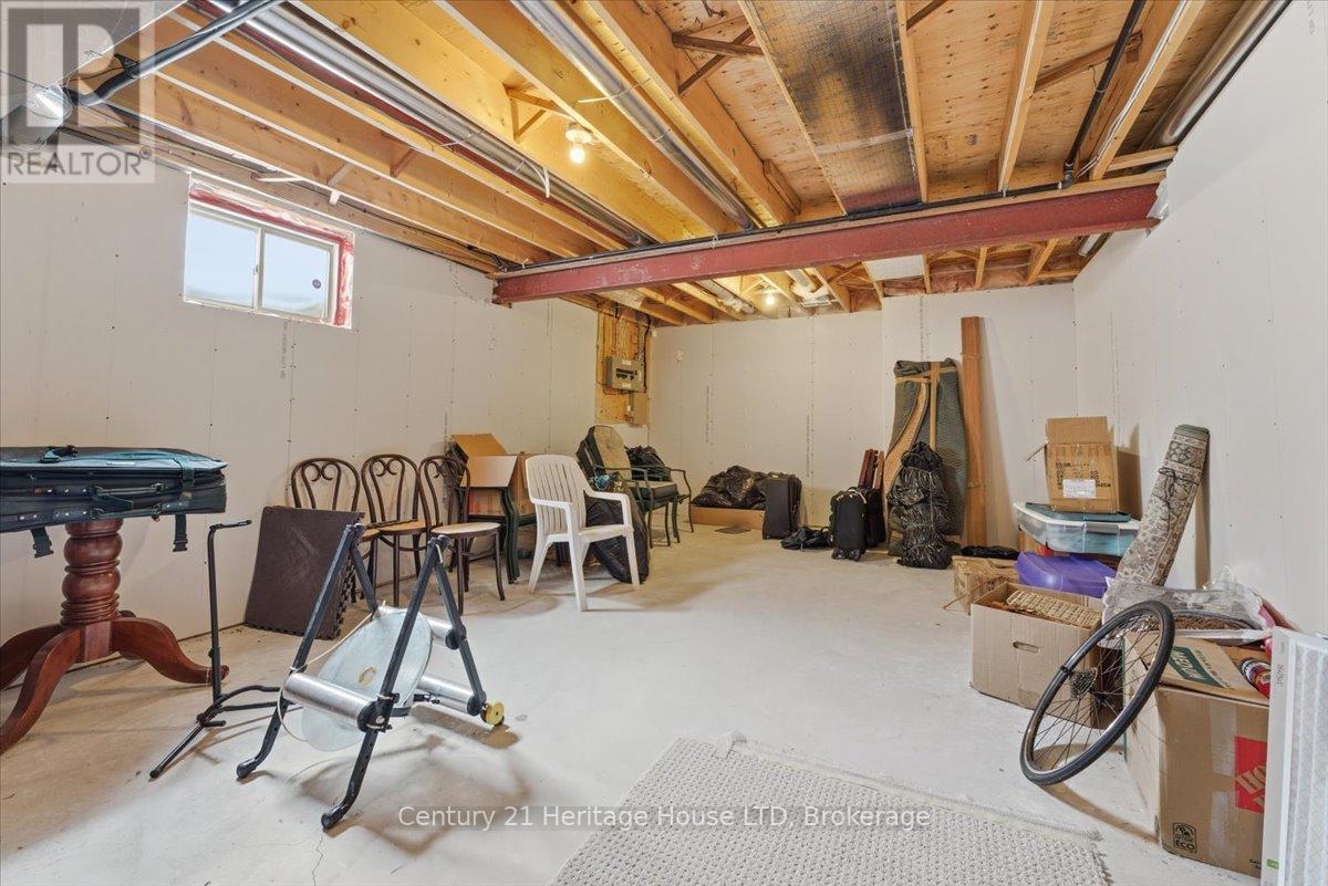 125 Clare Avenue, Welland (Coyle Creek), Ontario  L3C 0B7 - Photo 31 - X12779530