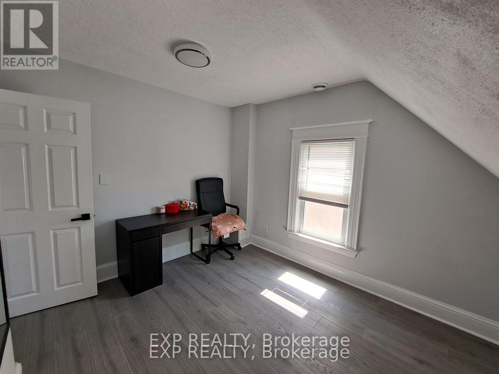 41 Kent Street, Welland (Welland Downtown), Ontario  L3B 3H2 - Photo 10 - X12779556