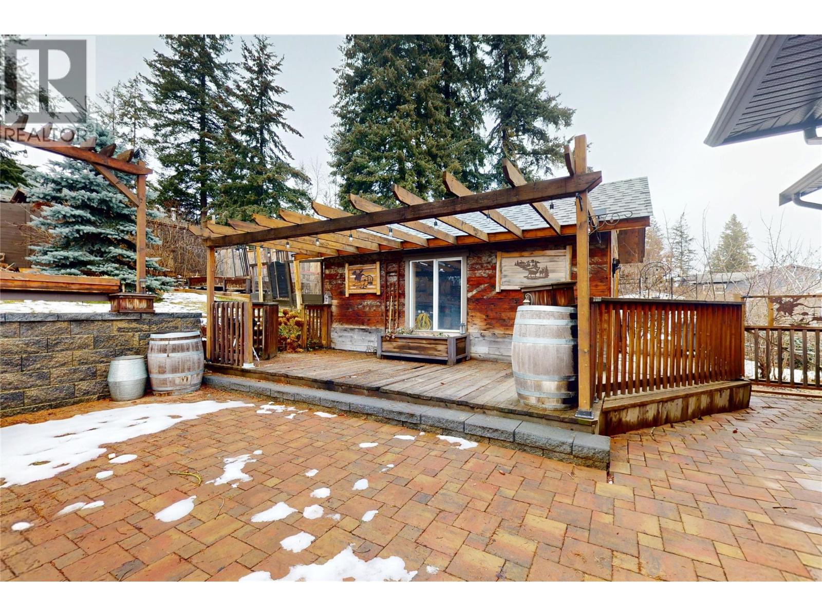 2058 Grandview Avenue, Lumby, British Columbia  V0E 2G0 - Photo 36 - 10373972