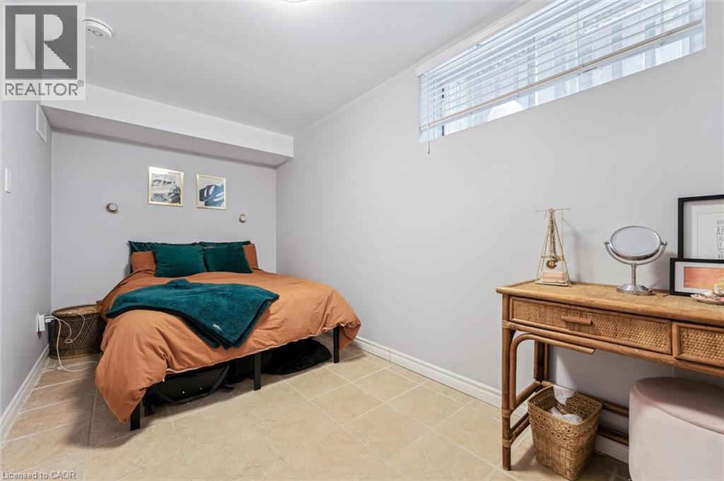 18 Truesdale Crescent, Guelph, Ontario  N1G 5H4 - Photo 32 - 40804505