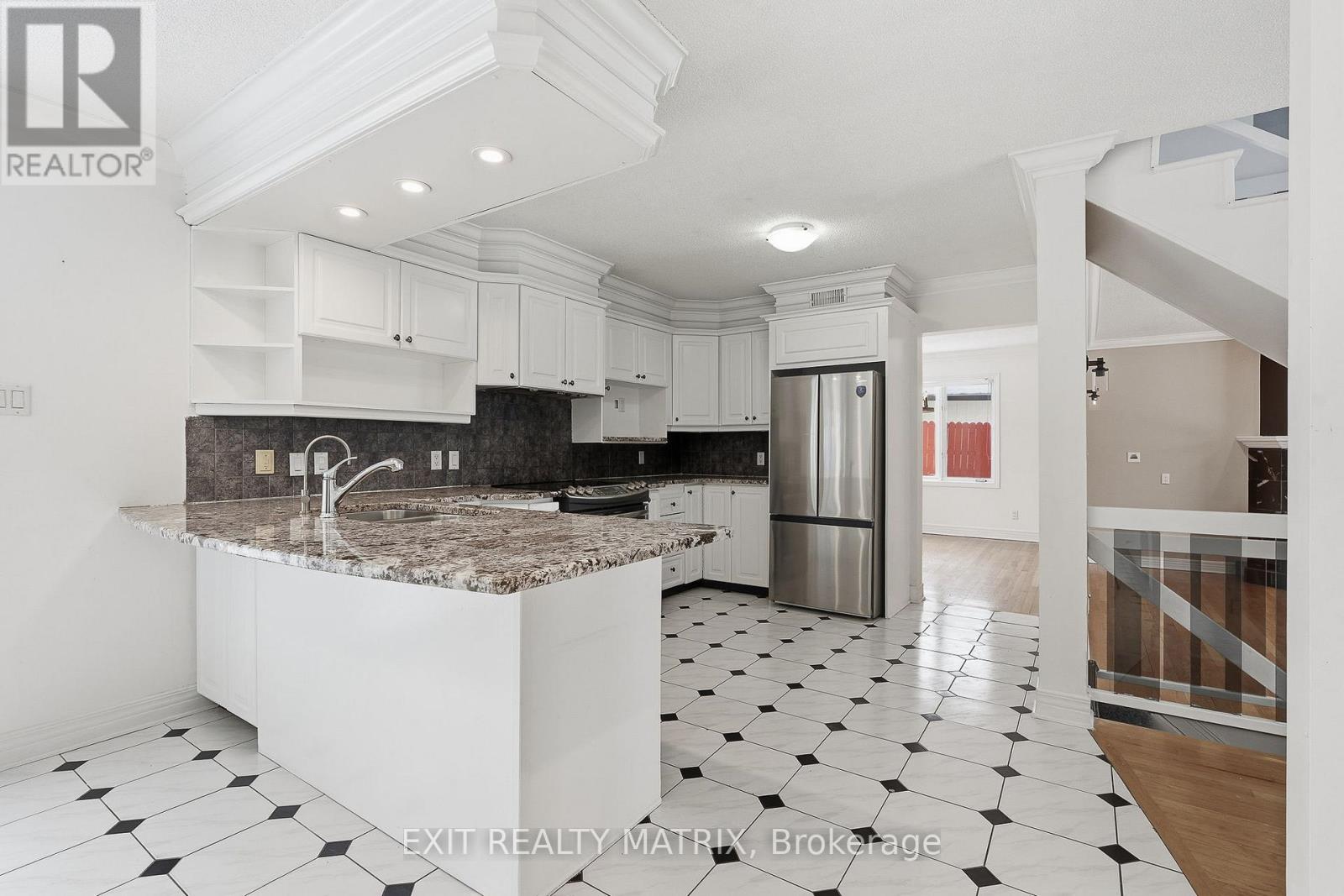 203 Montee Outaouais Road, Clarence-Rockland, Ontario  K4K 1G2 - Photo 15 - X12779534