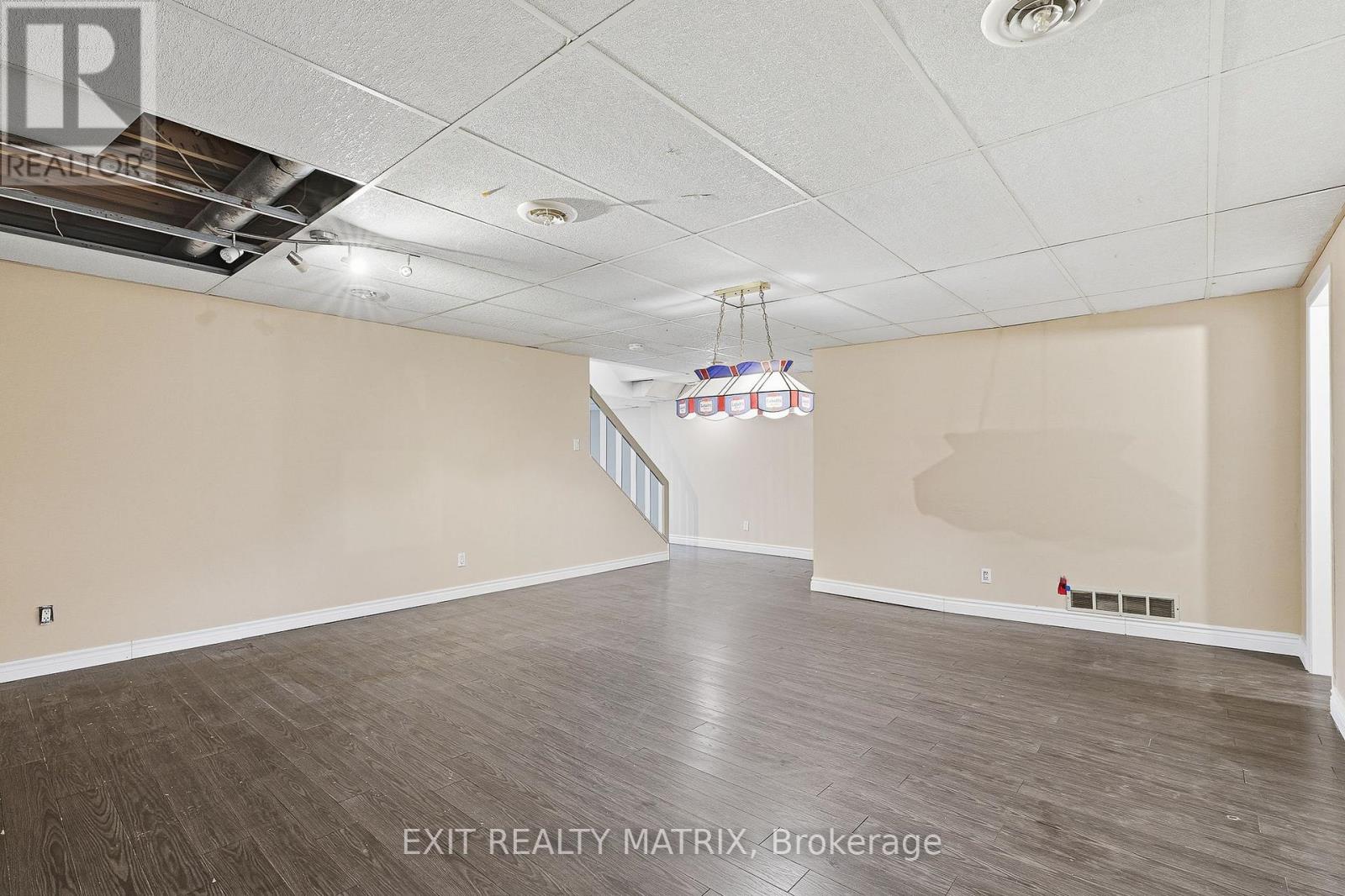 203 Montee Outaouais Road, Clarence-Rockland, Ontario  K4K 1G2 - Photo 34 - X12779534