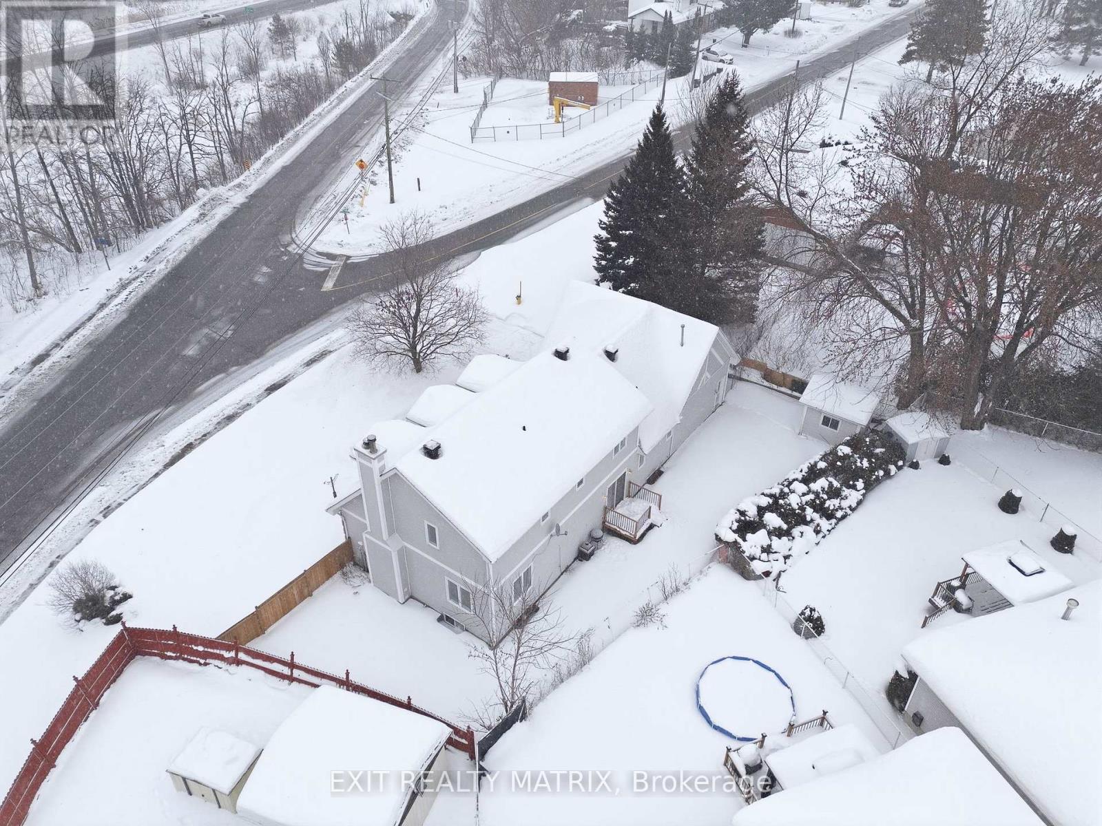 203 Montee Outaouais Road, Clarence-Rockland, Ontario  K4K 1G2 - Photo 45 - X12779534