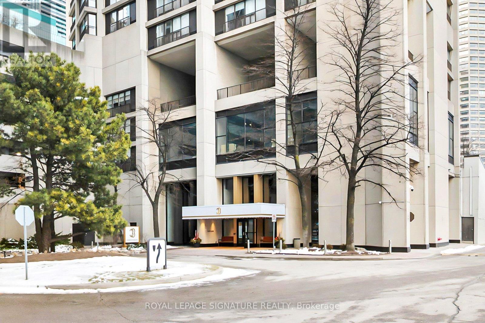 410/204 - 33 HARBOUR SQUARE, Toronto, Ontario