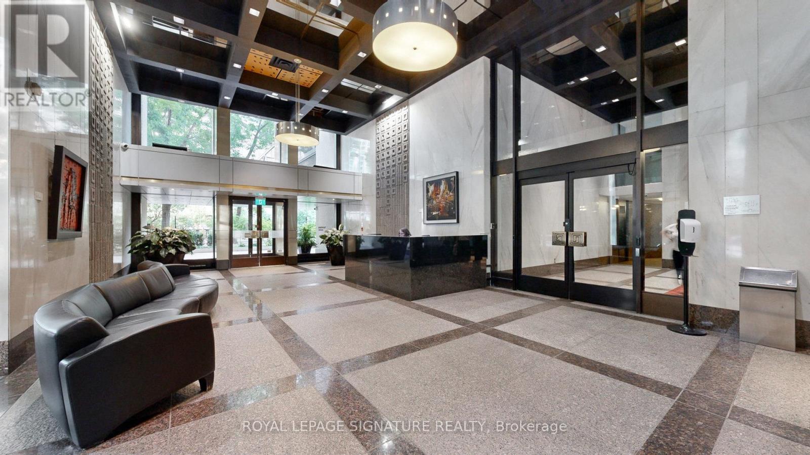 410/204 - 33 Harbour Square, Toronto, Ontario  M5J 2G2 - Photo 48 - C12779422