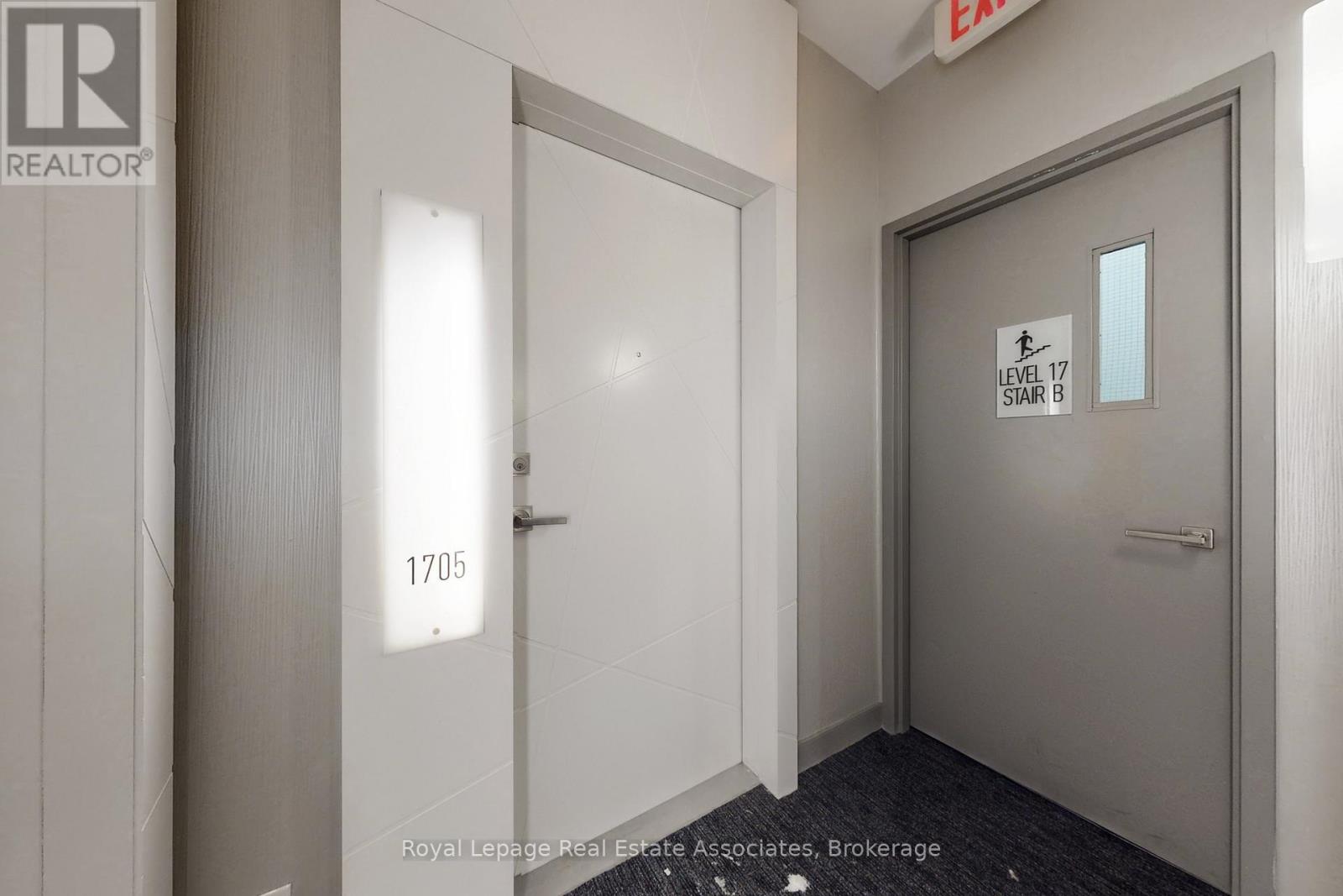1705 - 12 York Street, Toronto, Ontario  M5J 0A9 - Photo 27 - C12779566