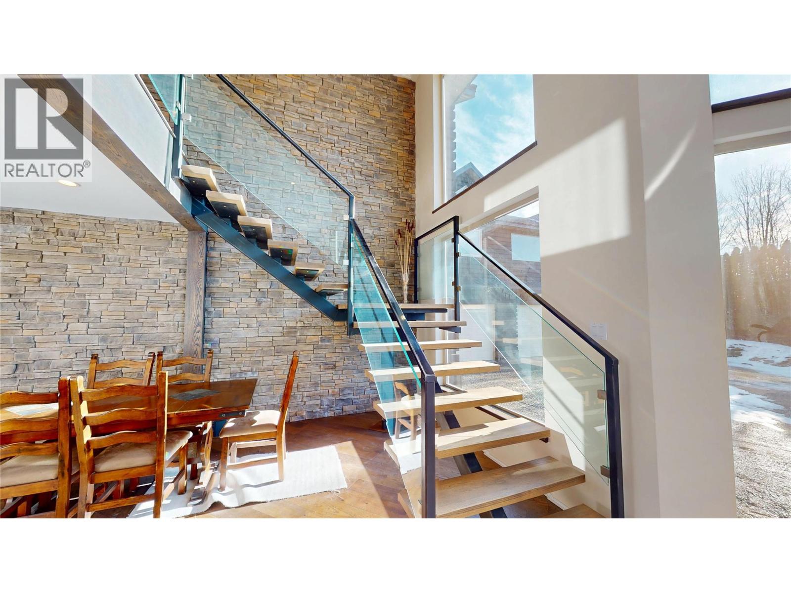 3982 Mcgiverin Road, Fernie, British Columbia  V0B 1M4 - Photo 15 - 10375535