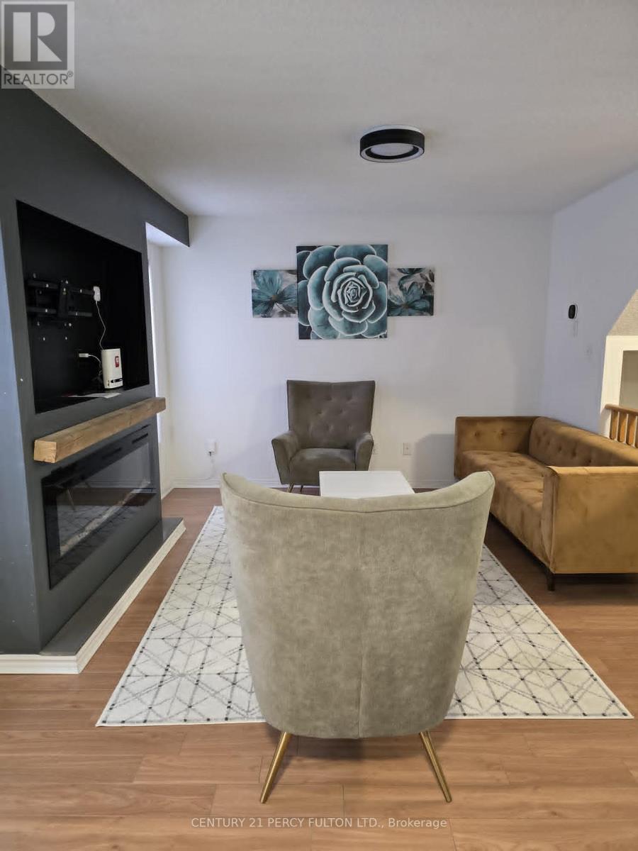 10 Brooking Street W, Clarington, Ontario  L1C 5L3 - Photo 4 - E12779374