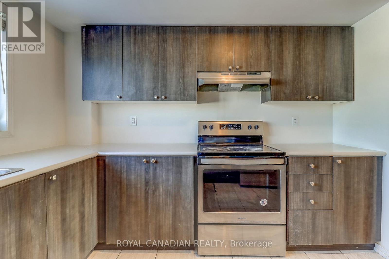 2677 Deputy Minister Path, Oshawa, Ontario  L1L 0M7 - Photo 11 - E12779436