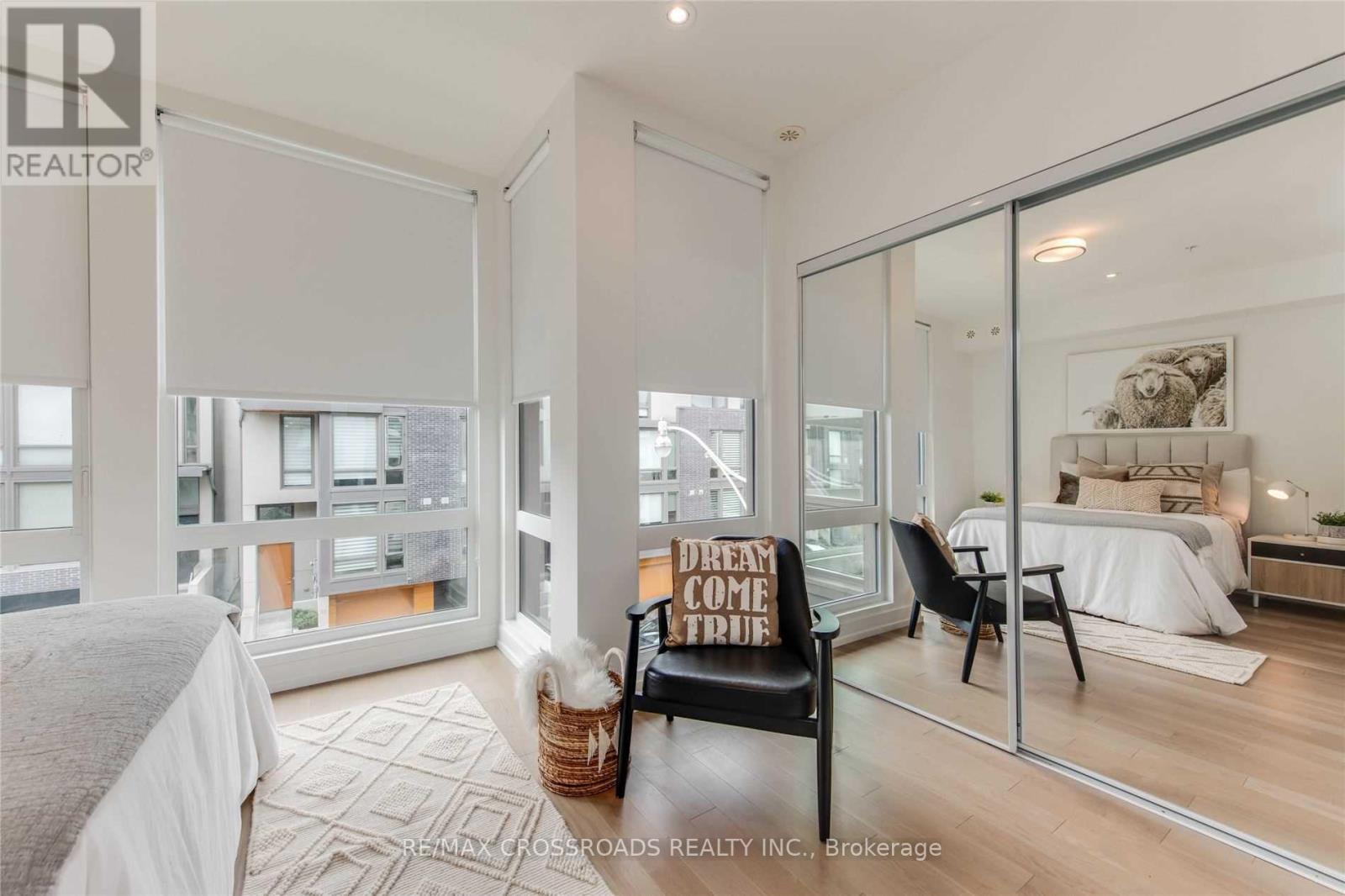 12 Vince Avenue, Toronto, Ontario  M4L 0A6 - Photo 12 - E12779486