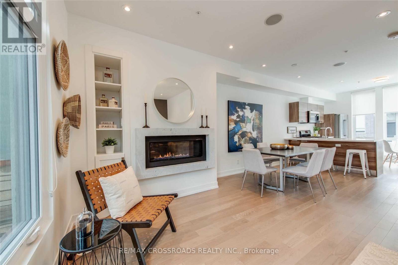 12 Vince Avenue, Toronto, Ontario  M4L 0A6 - Photo 2 - E12779486