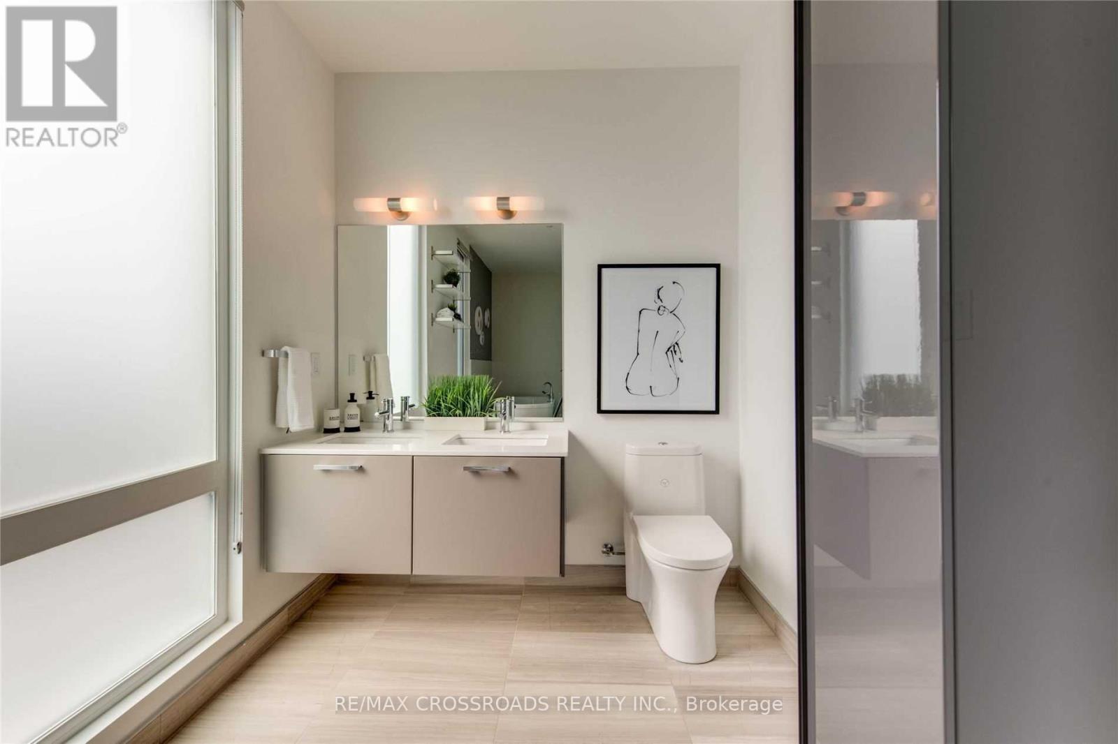 12 Vince Avenue, Toronto, Ontario  M4L 0A6 - Photo 21 - E12779486