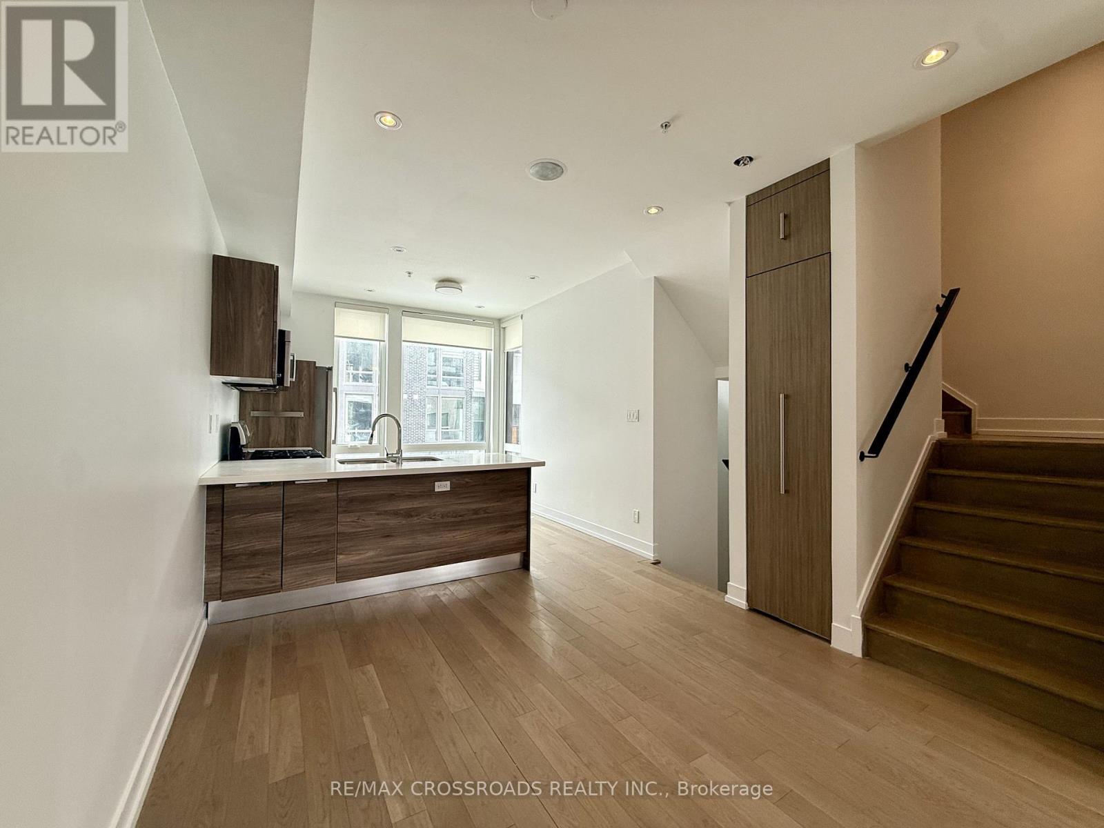 12 Vince Avenue, Toronto, Ontario  M4L 0A6 - Photo 26 - E12779486