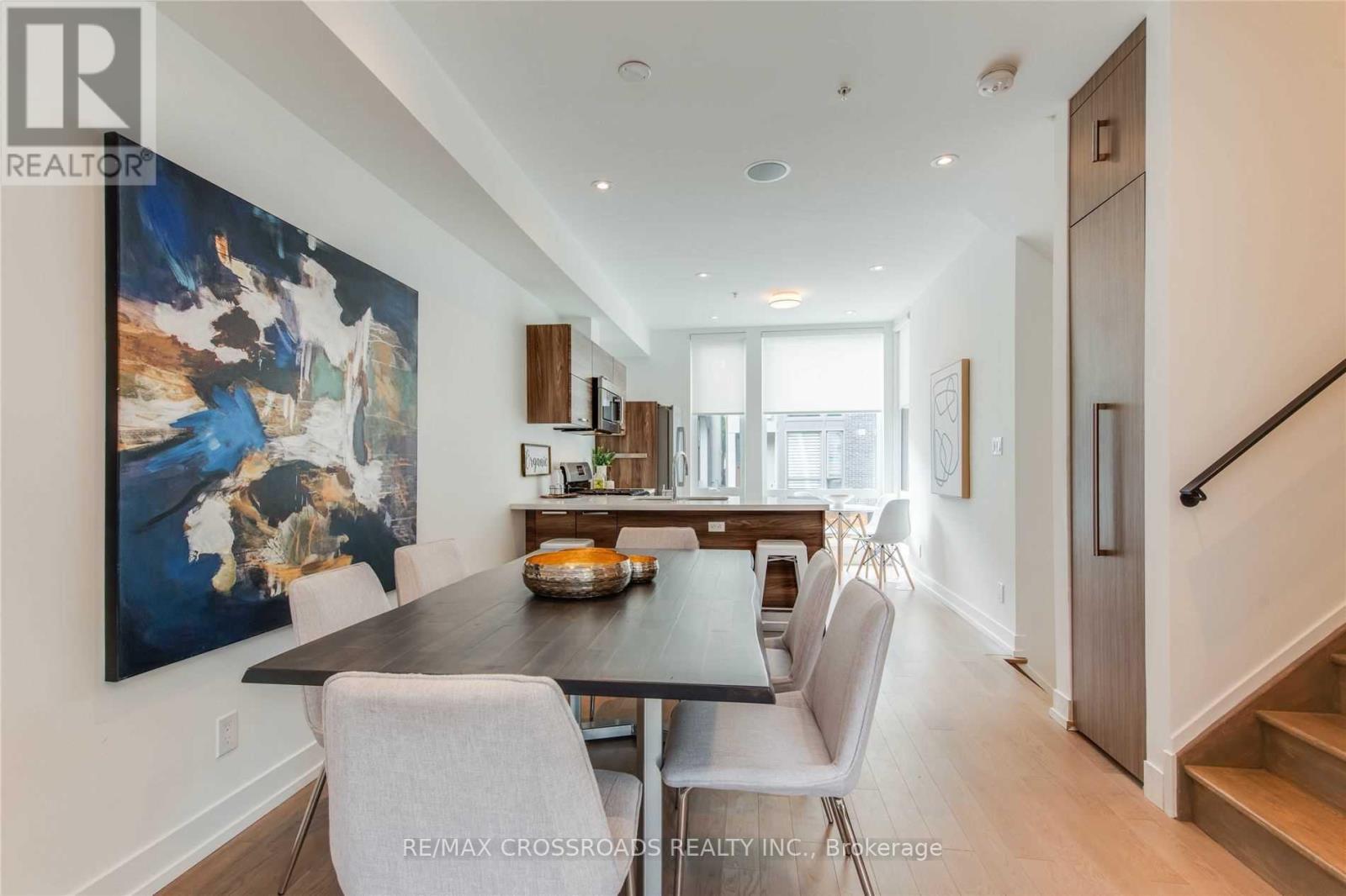 12 Vince Avenue, Toronto, Ontario  M4L 0A6 - Photo 5 - E12779486