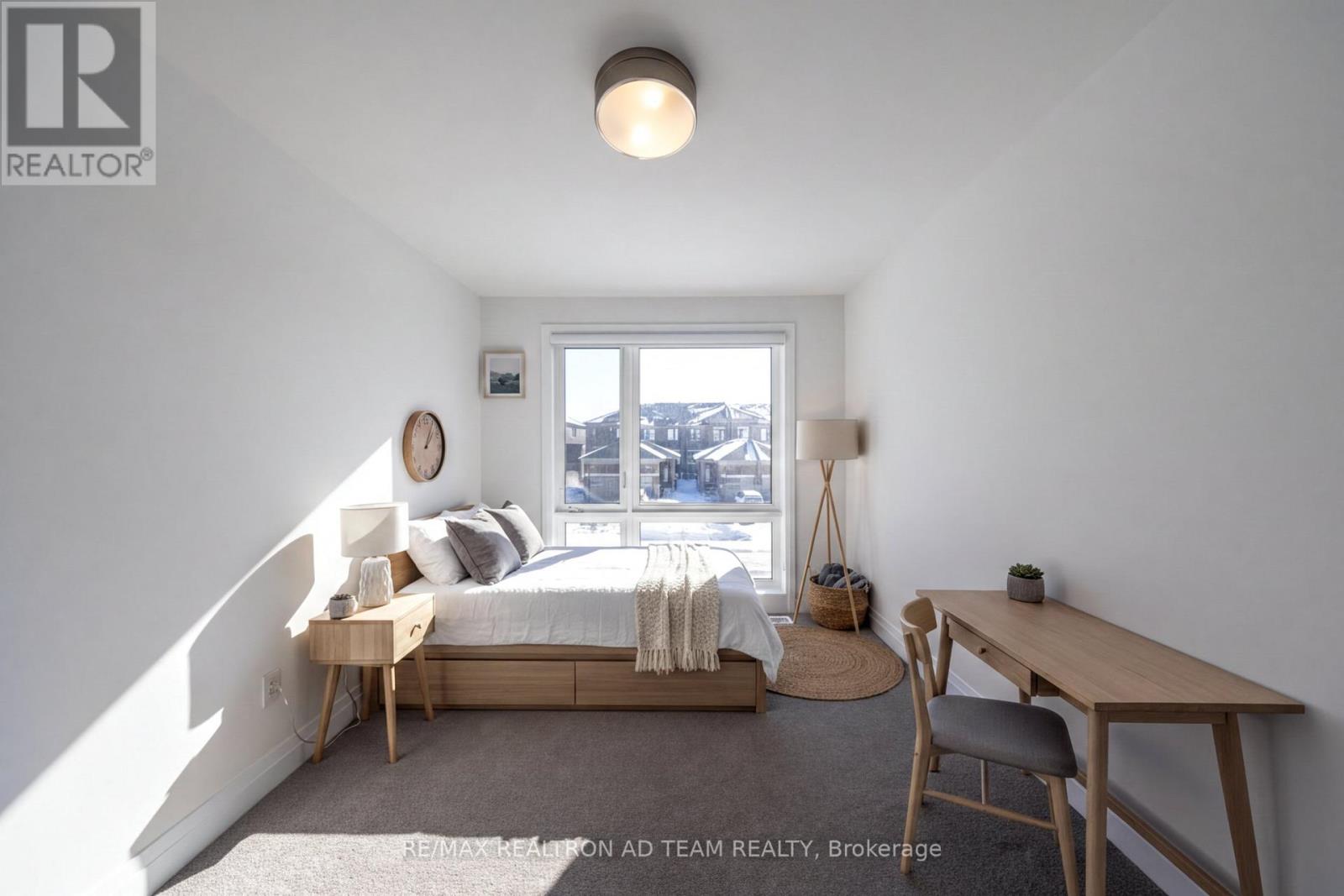 972 Crowsnest Hollow Avenue, Pickering, Ontario  L1X 0P4 - Photo 12 - E12779584