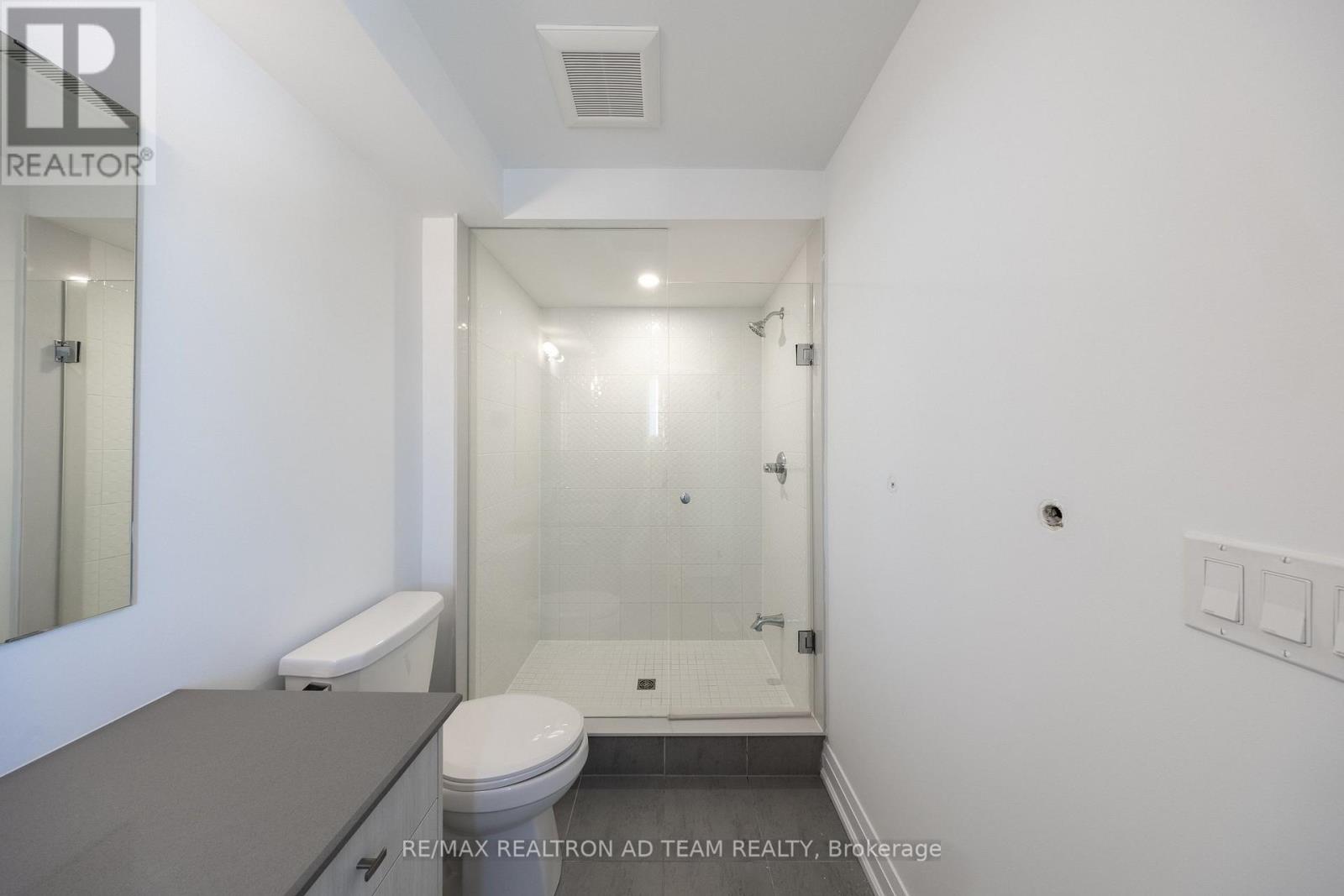 972 Crowsnest Hollow Avenue, Pickering, Ontario  L1X 0P4 - Photo 15 - E12779584