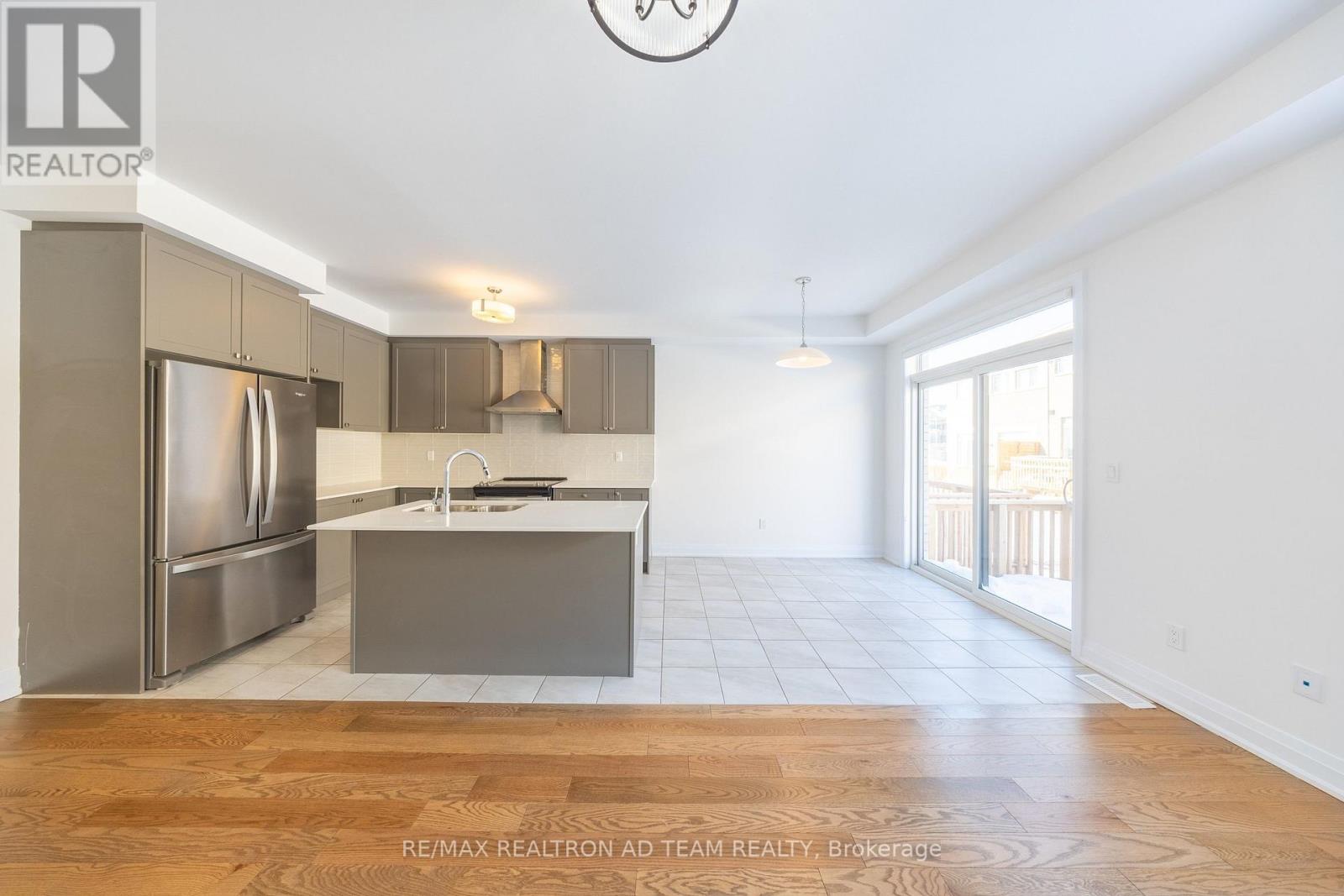 972 Crowsnest Hollow Avenue, Pickering, Ontario  L1X 0P4 - Photo 35 - E12779584