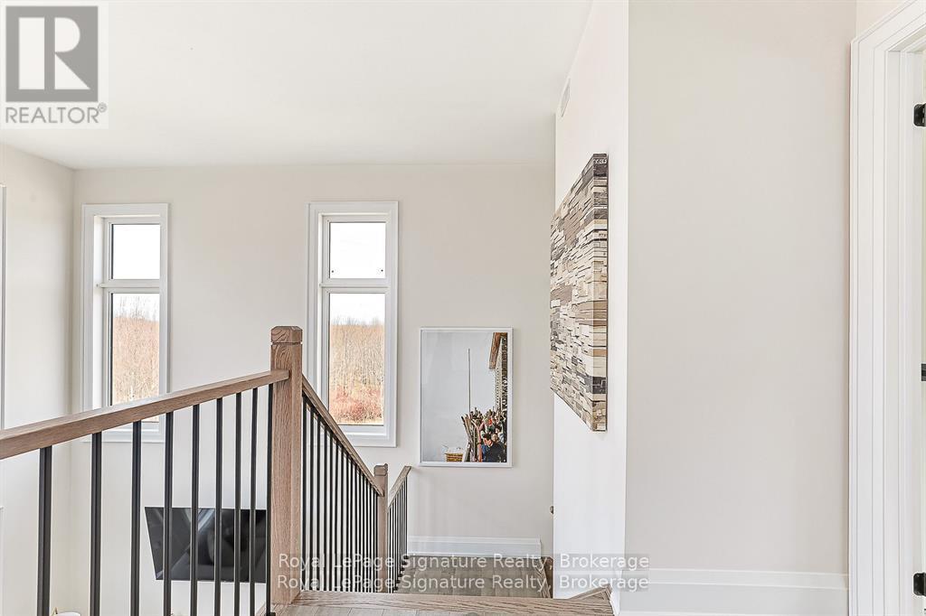 114 Clement Lane, Blue Mountains, Ontario  N0H 1J0 - Photo 12 - X12779558