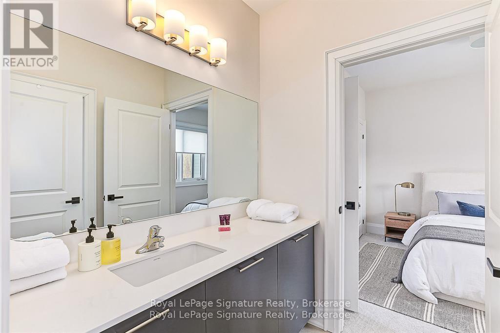 114 Clement Lane, Blue Mountains, Ontario  N0H 1J0 - Photo 18 - X12779558