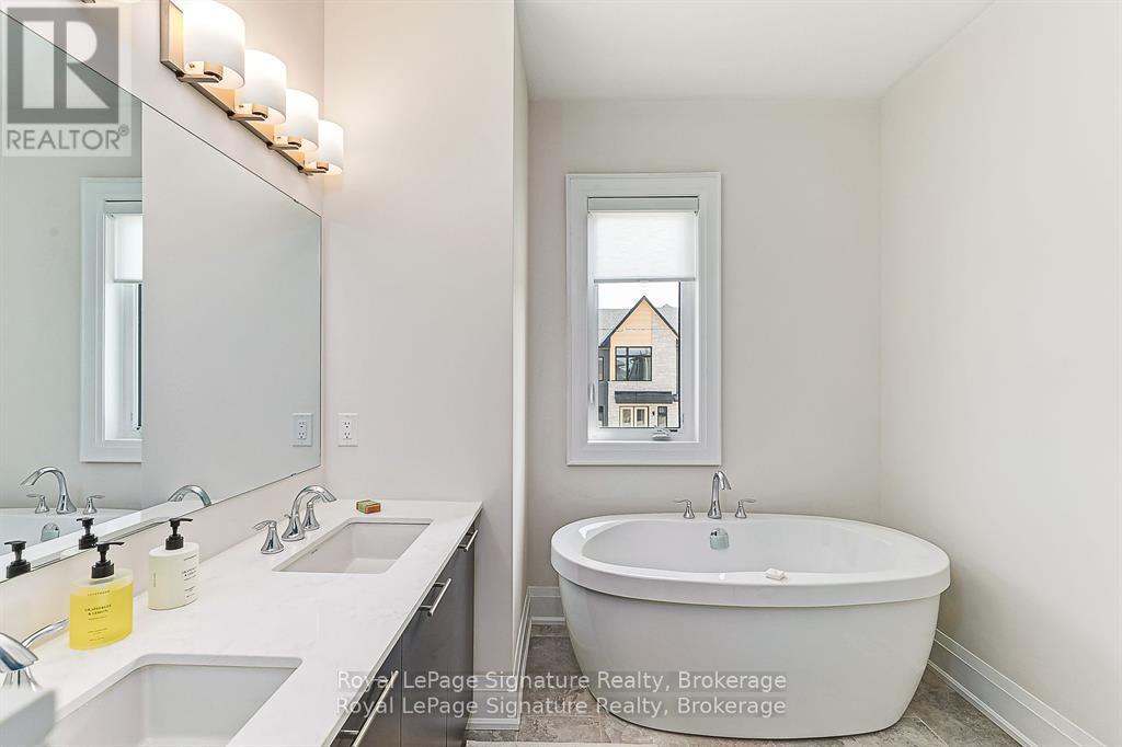 114 Clement Lane, Blue Mountains, Ontario  N0H 1J0 - Photo 23 - X12779558