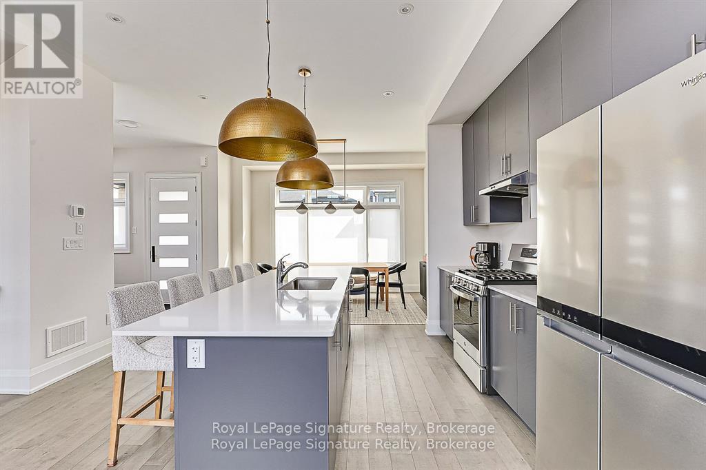 114 Clement Lane, Blue Mountains, Ontario  N0H 1J0 - Photo 6 - X12779558