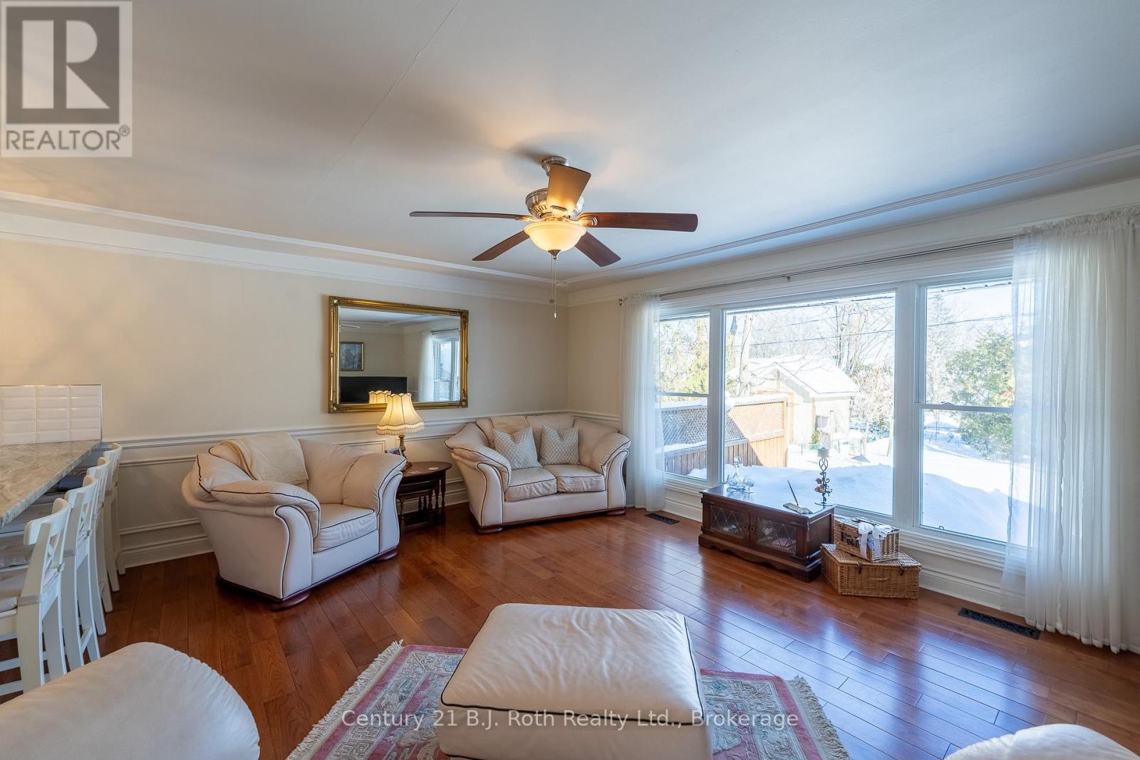 426 Highland Avenue, Orillia, Ontario  L3V 4E7 - Photo 21 - S12760042