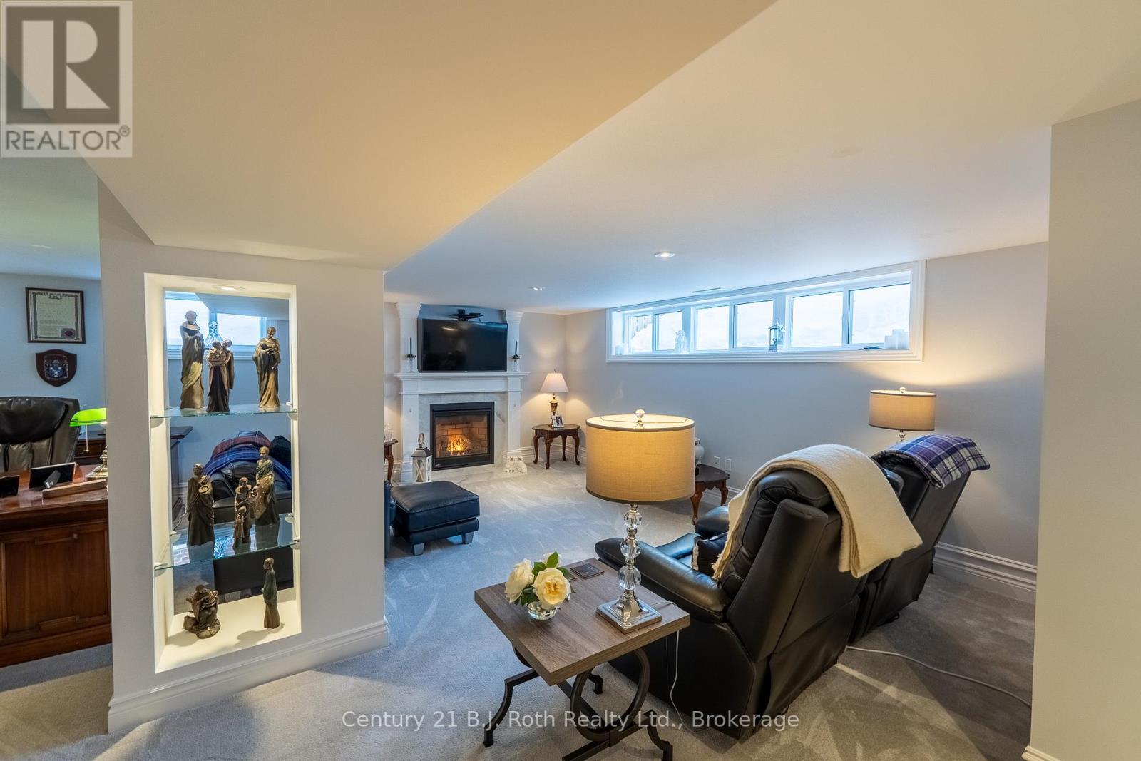 426 Highland Avenue, Orillia, Ontario  L3V 4E7 - Photo 38 - S12760042