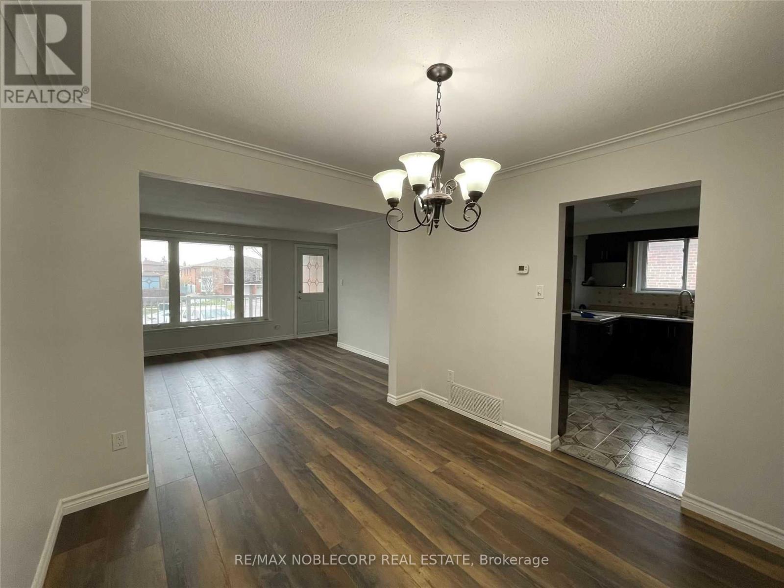 Upper - 7899 Martin Grove Road, Vaughan, Ontario  L4L 2C9 - Photo 6 - N12779366