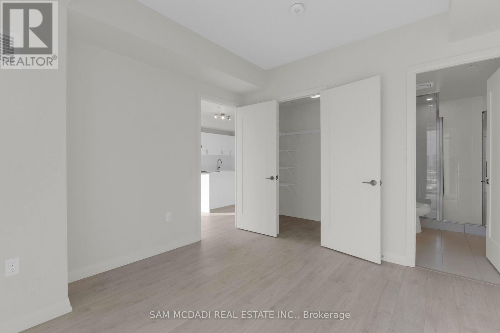 2205 - 27 Korda Gate, Vaughan, Ontario  L4K 0P6 - Photo 12 - N12779402