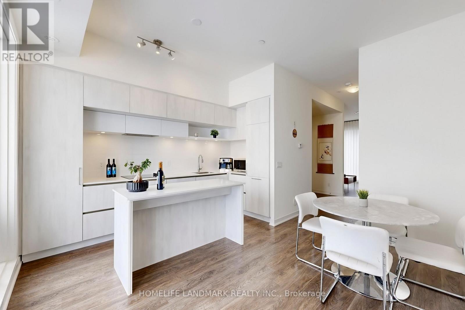 614 - 7 Steckley House Lane, Richmond Hill, Ontario  L4S 0N2 - Photo 11 - N12779442