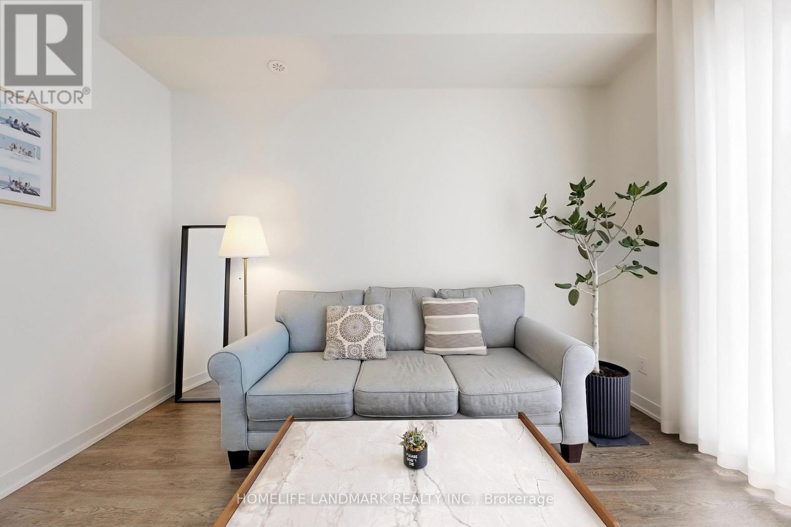 614 - 7 Steckley House Lane, Richmond Hill, Ontario  L4S 0N2 - Photo 8 - N12779442