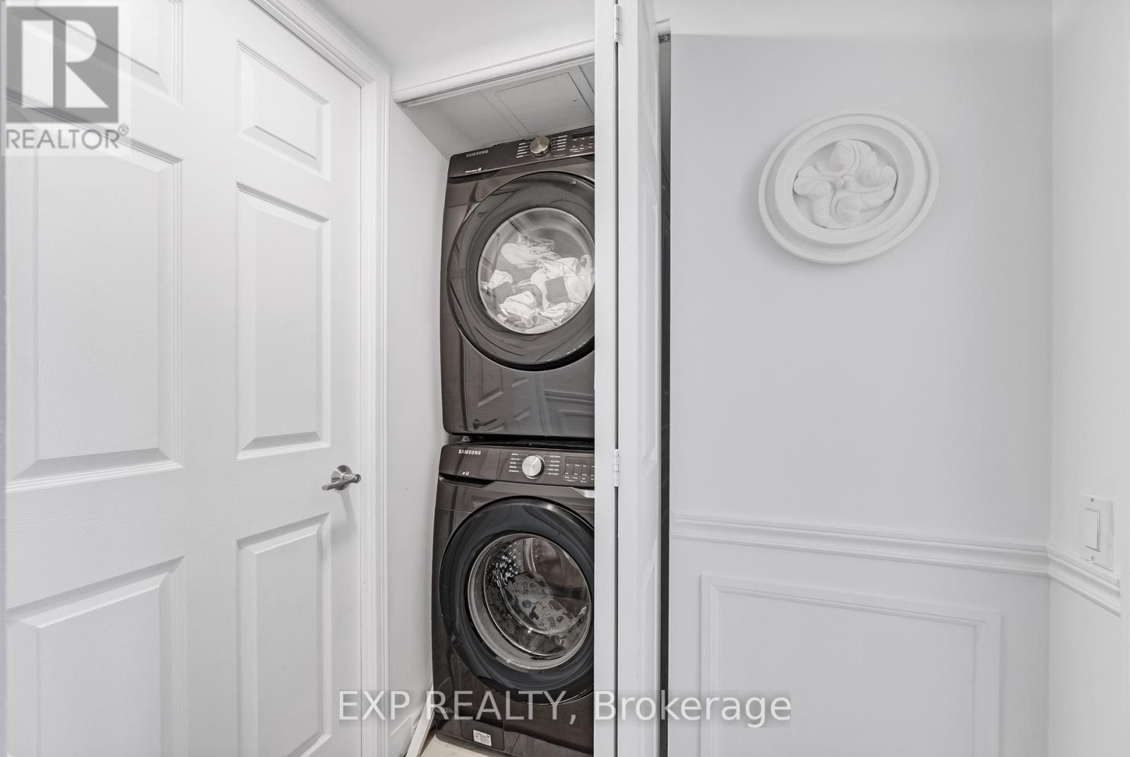 810 - 2 Covington Road, Toronto, Ontario  M6A 3E2 - Photo 21 - C12778456