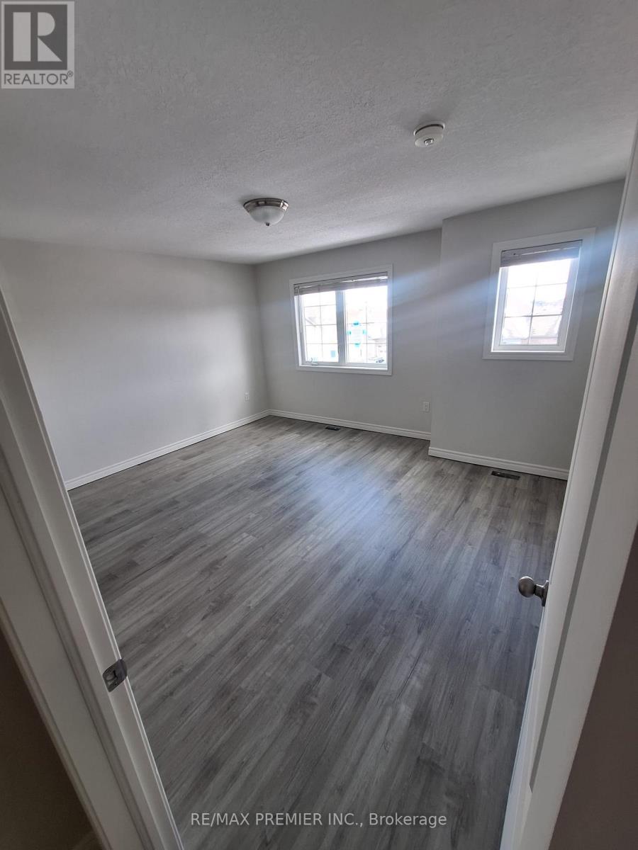 177 Isabella Drive, Orillia, Ontario  L3V 6H2 - Photo 12 - S12779370