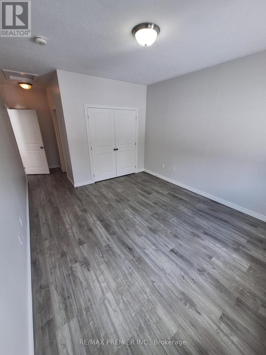 177 Isabella Drive, Orillia, Ontario  L3V 6H2 - Photo 7 - S12779370