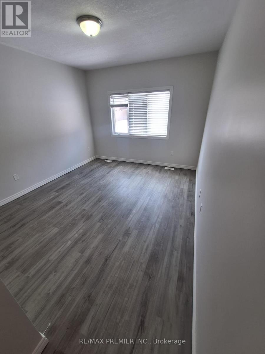 177 Isabella Drive, Orillia, Ontario  L3V 6H2 - Photo 8 - S12779370