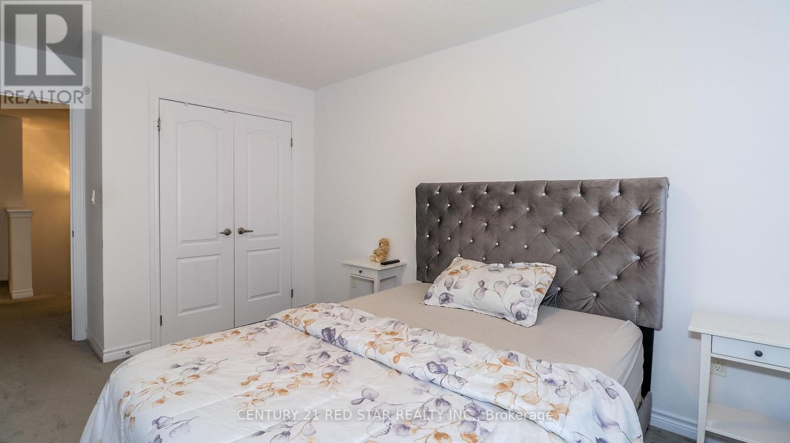 32 Milson Crescent, Essa, Ontario  L0M 1B4 - Photo 22 - N12776578