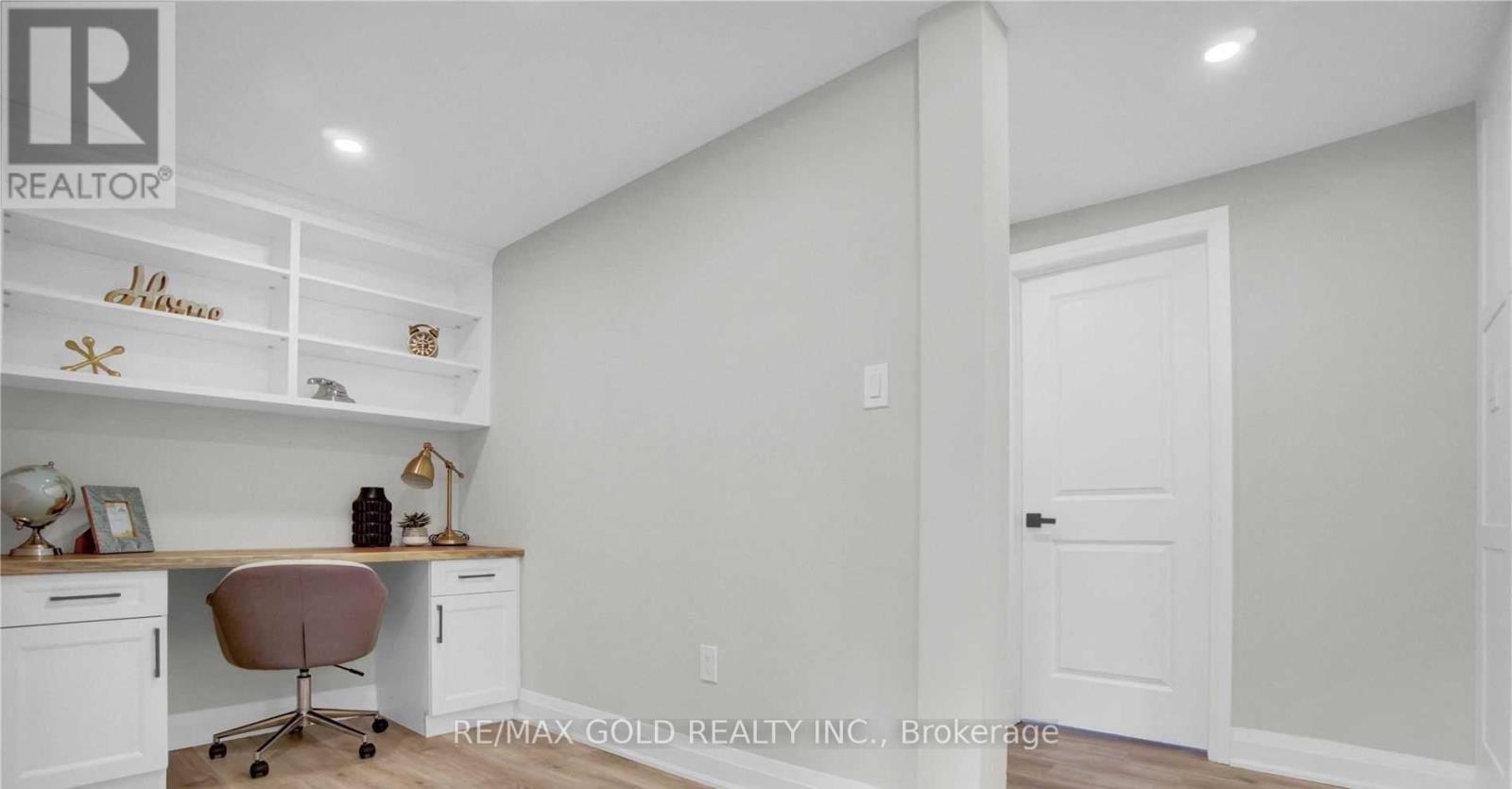 2404 Maryvale Court, Burlington, Ontario  L7P 2P2 - Photo 20 - W12779386