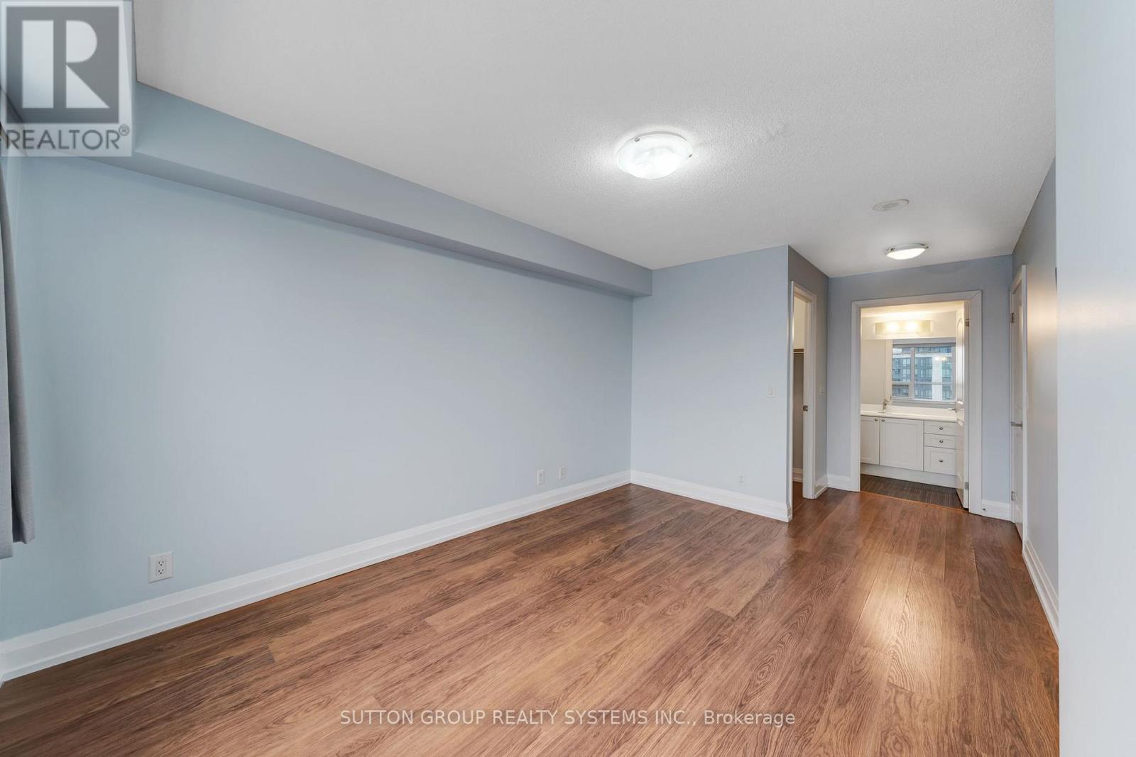 1215 - 1070 Sheppard Avenue W, Toronto, Ontario  M3J 0G8 - Photo 14 - W12779388