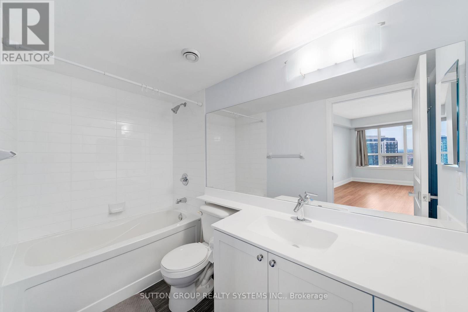 1215 - 1070 Sheppard Avenue W, Toronto, Ontario  M3J 0G8 - Photo 15 - W12779388