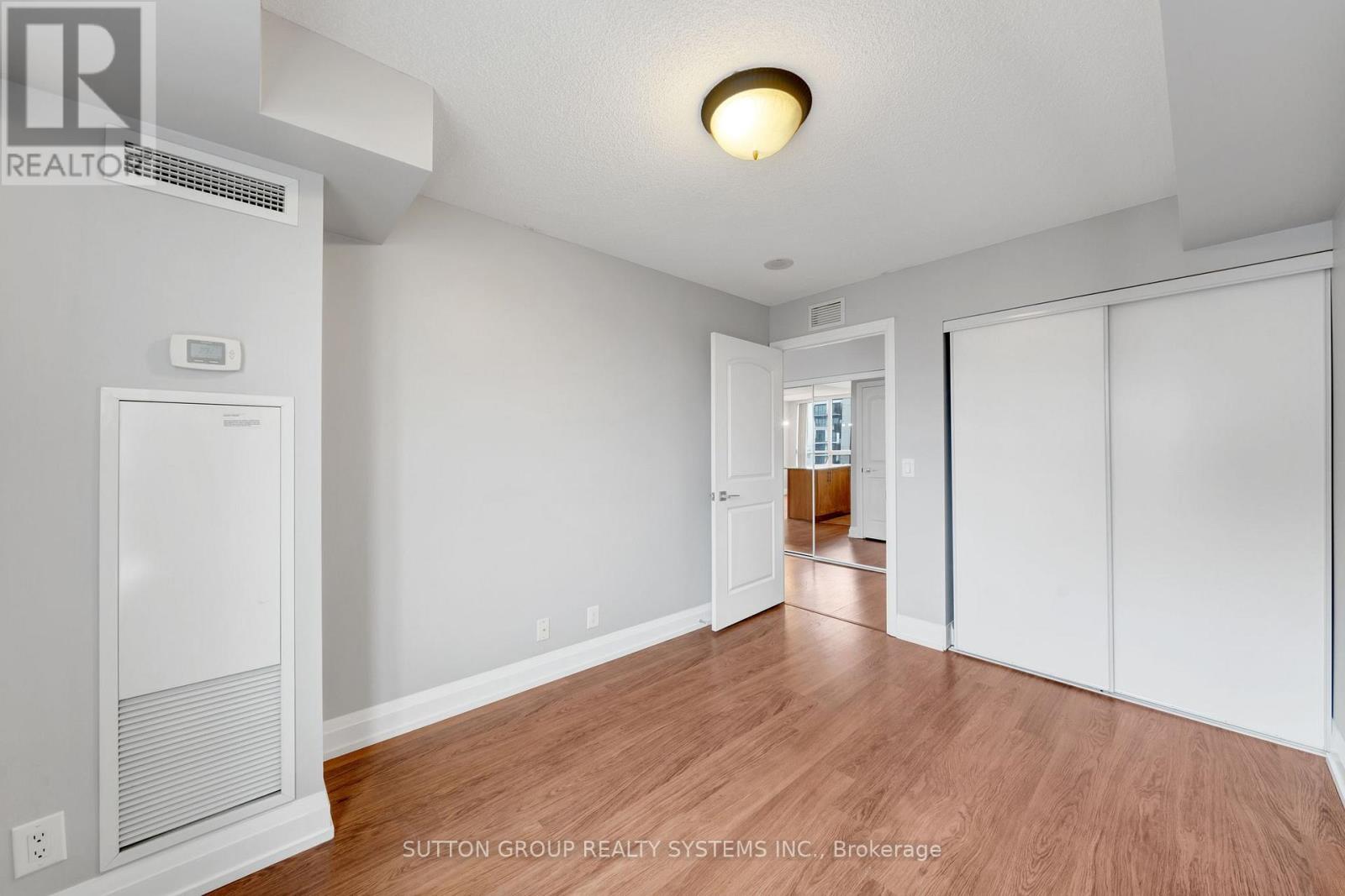 1215 - 1070 Sheppard Avenue W, Toronto, Ontario  M3J 0G8 - Photo 19 - W12779388