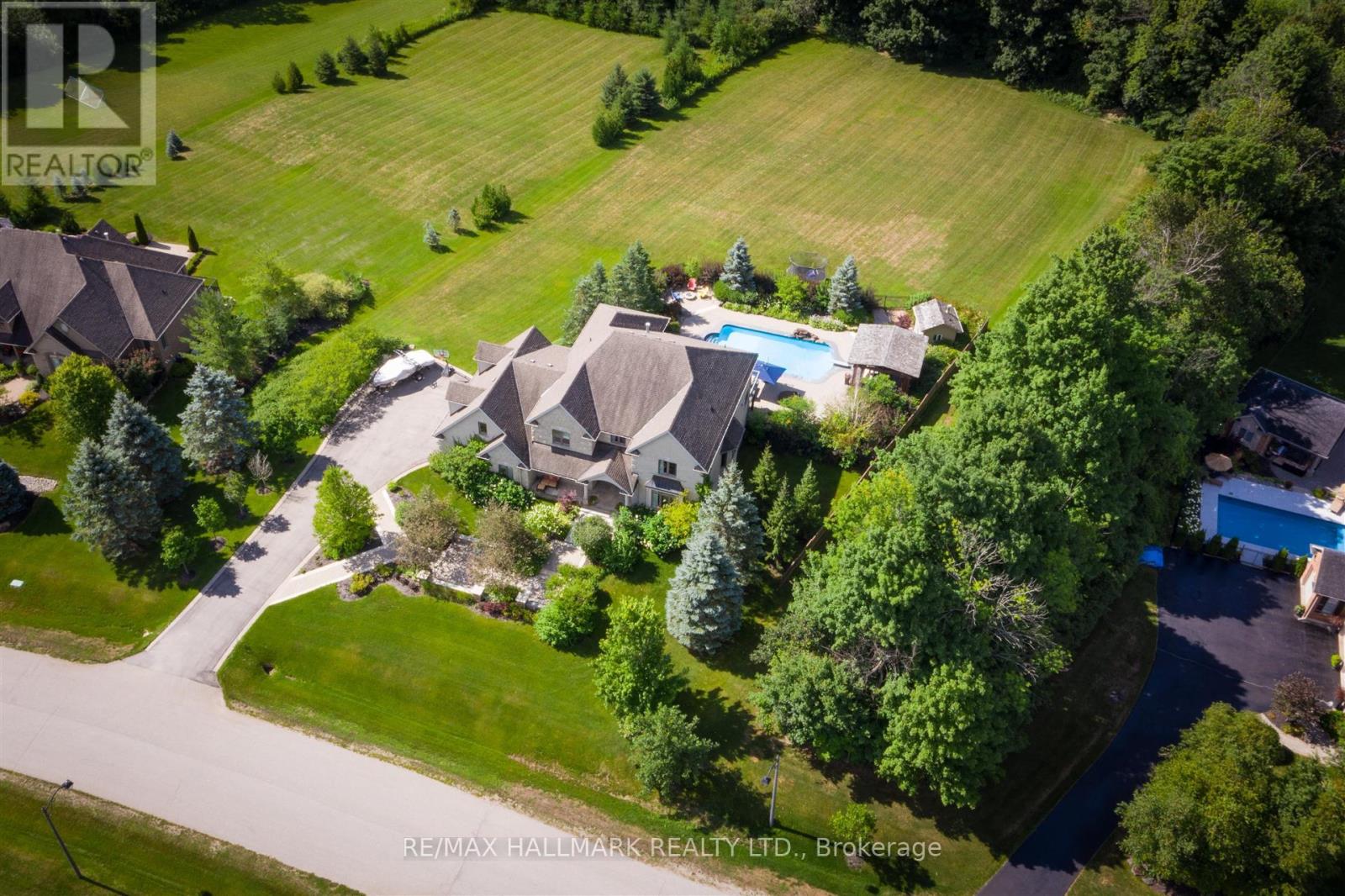 11360 Taylor Court, Milton, Ontario  L0P 1B0 - Photo 2 - W12779406