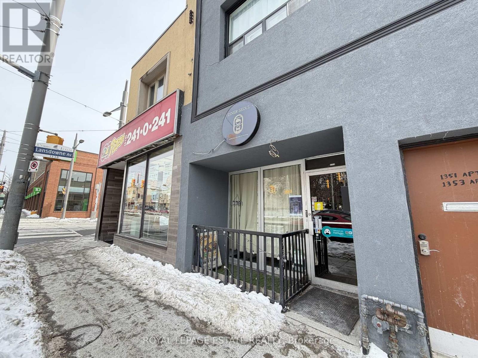 1351 ST CLAIR AVENUE W, Toronto, Ontario