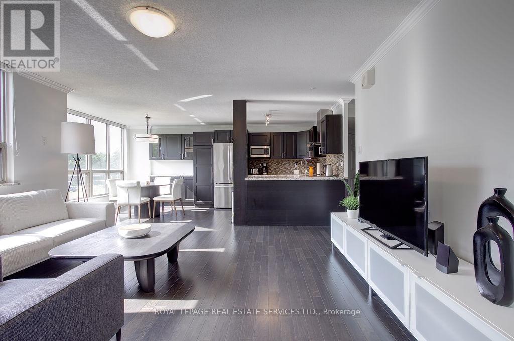 410 - 1110 Walden Circle, Mississauga, Ontario  L5J 4R3 - Photo 2 - W12779480